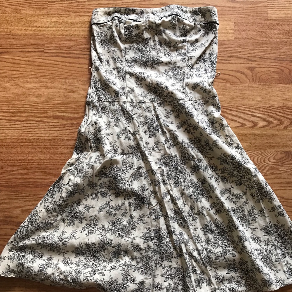 black and white strapless floral sundress. Size 7